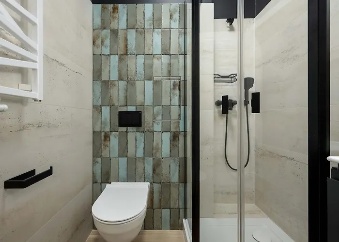 아파트 Comfortable For 4 Guests, Pet Friendly By Renters 브로츠와프