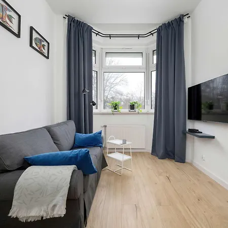 Apartament Comfortable For 4 Guests, Pet Friendly By Renters *