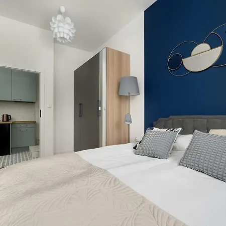 شقة Comfortable For 4 Guests, Pet Friendly By Renters فروتسواف