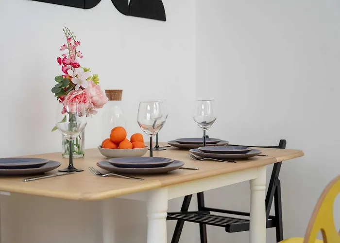 Apartament Comfortable For 4 Guests, Pet Friendly By Renters *