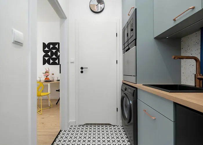 Comfortable For 4 Guests, Pet Friendly By Renters Apartament